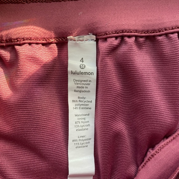 Lululemon athletic shorts pink 4” size 4 - Picture 8 of 9